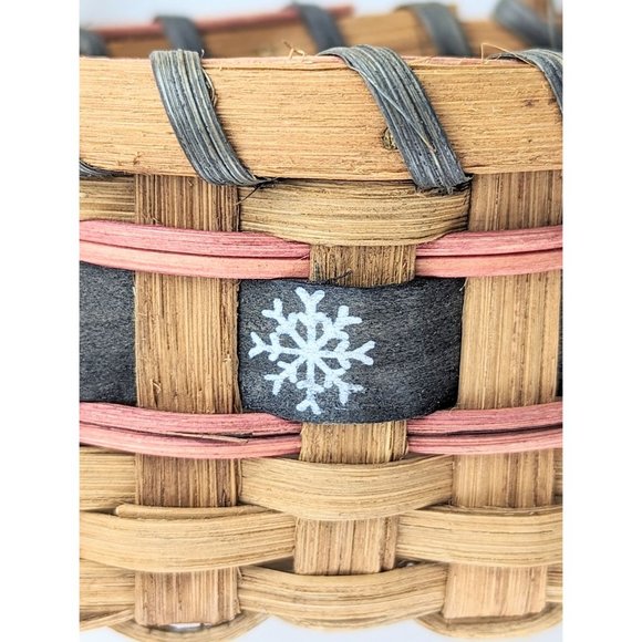 Small Woven Wood Hanging Basket Winter Decor Decorative Woven Basket Pink Blue - Picture 6 of 8